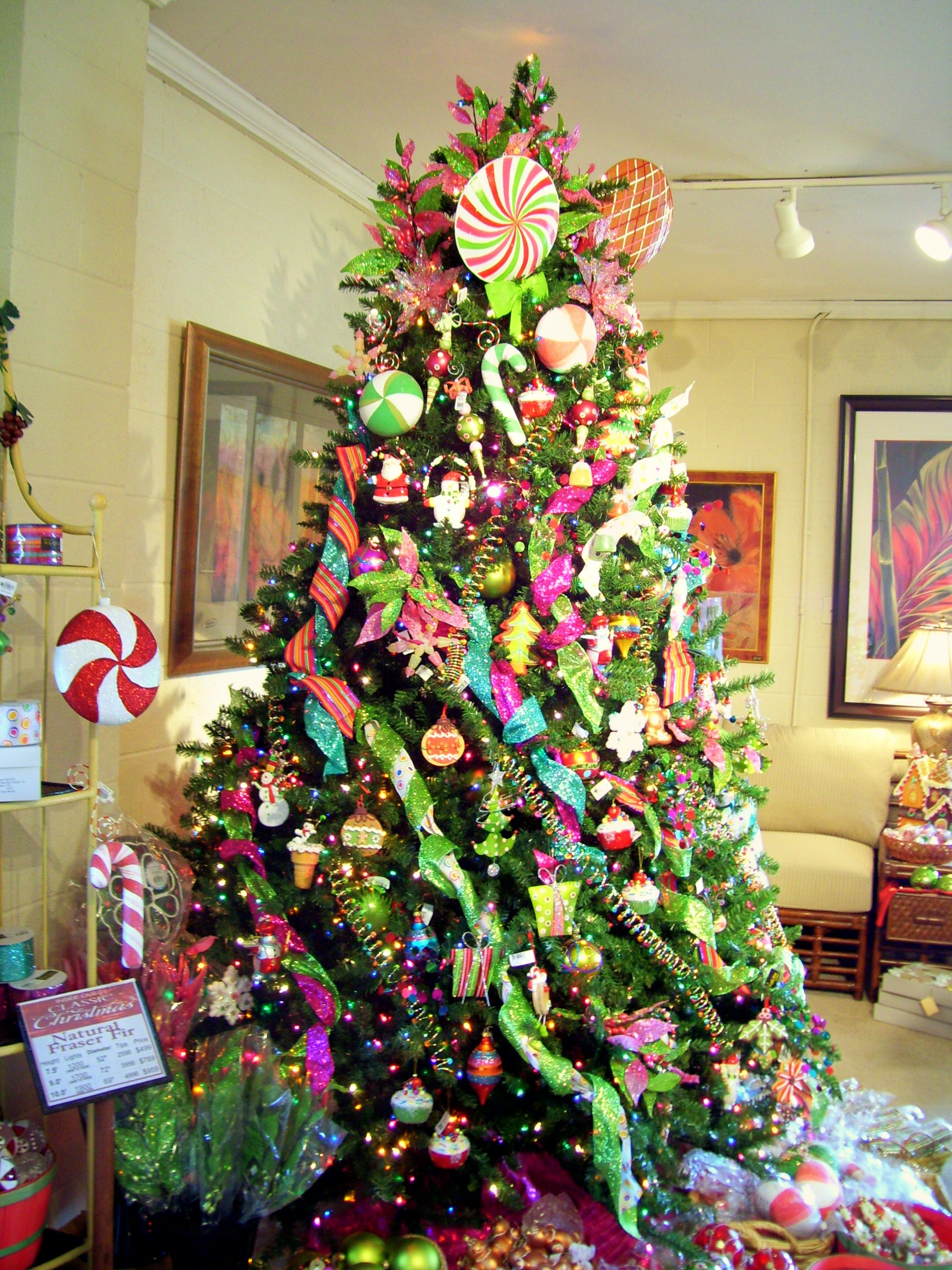 tree decorating tableau